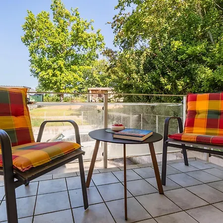 Strandtraum 20 Bis 4 Personen, Auf Anfrage Mit Strandkorb Apartment